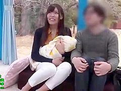 【人妻ナンパ】エロ巨乳な子持ちママをマジックミラー号連れ込み！巨根デカチンを見て欲情した美人奥さんのNTR中出しSEX