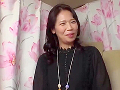 【人妻ナンパ】上品美人でエロ巨乳デカ尻な45歳セレブ美熟女を下着見せ！透け下着で欲情した素人熟女をホテルお持ち帰り浮気！